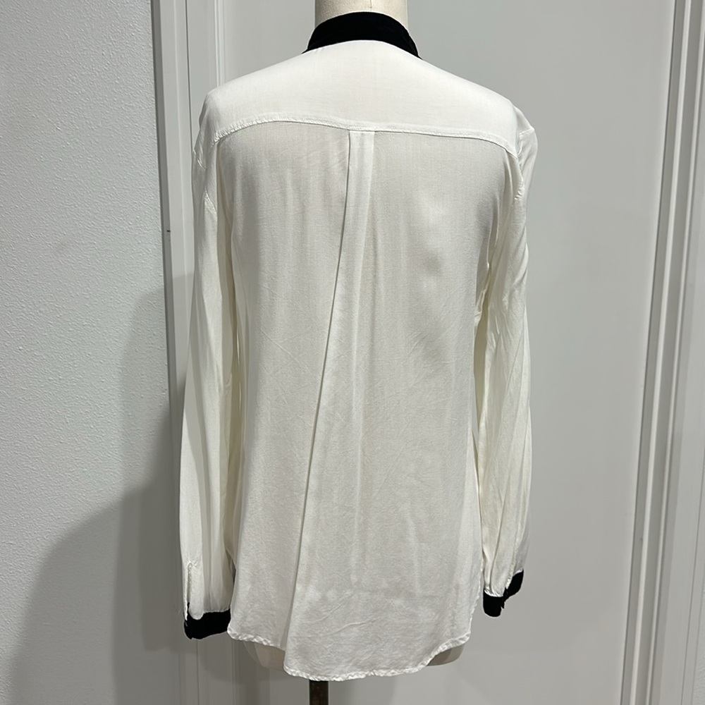 Express White Long Sleeve Button Up Shirt with Bold Black Trim - M - Picture 3 of 9